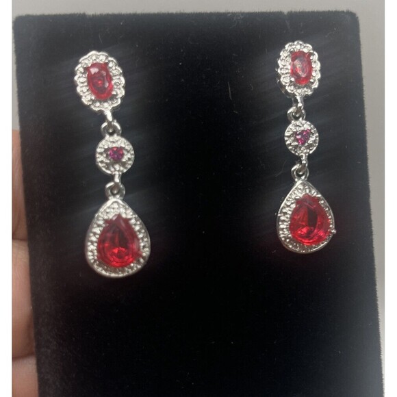 Teardrop Triple Drop Silver Tone & Pink Fuchsia Glass Statement Earrings New - Picture 3 of 6